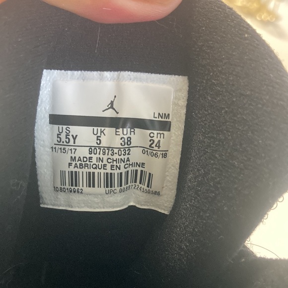 Jumpman Jordans - Picture 6 of 6